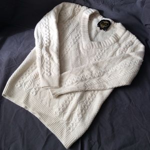 Alex B men’s lambs wool Aran knit sweater